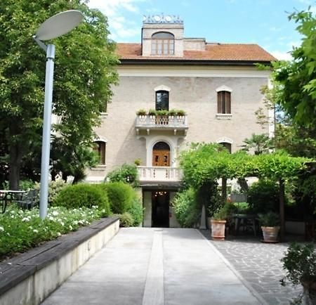 Deco Hotel Perugia Eksteriør bilde