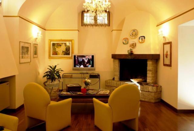 Deco Hotel Perugia Eksteriør bilde